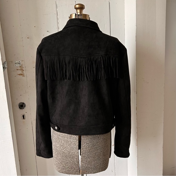Chartou Faux Suede Fringe Cropped Moto Jacket - Picture 15 of 15